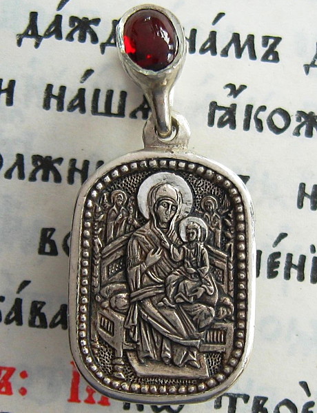 Нательная икона Божией Матери Всецарица